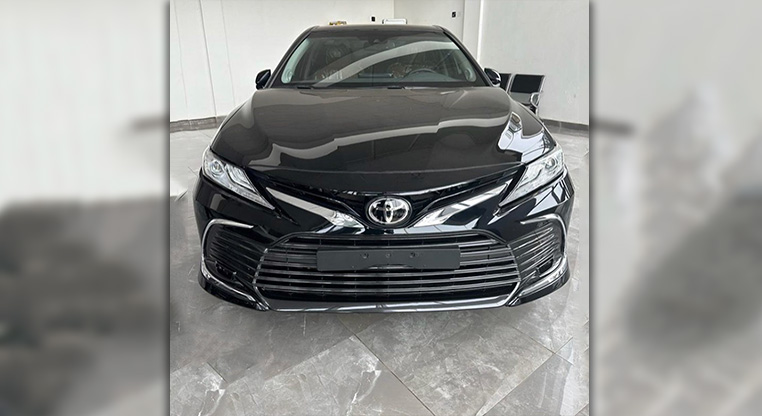 2023 Toyota Camry limited V6 Lagos Nigeria abuja