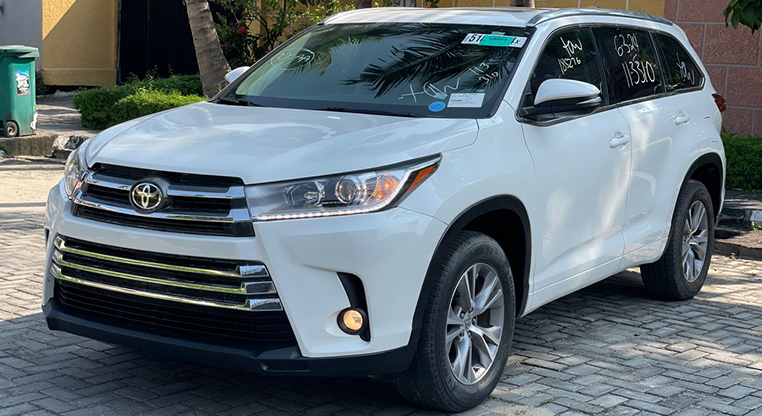 TOYOTA HIGHLANDER XLE AWD